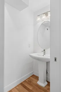 $1,000,000 | 2815 West Kirkwood Avenue, Nashville, TN 37204