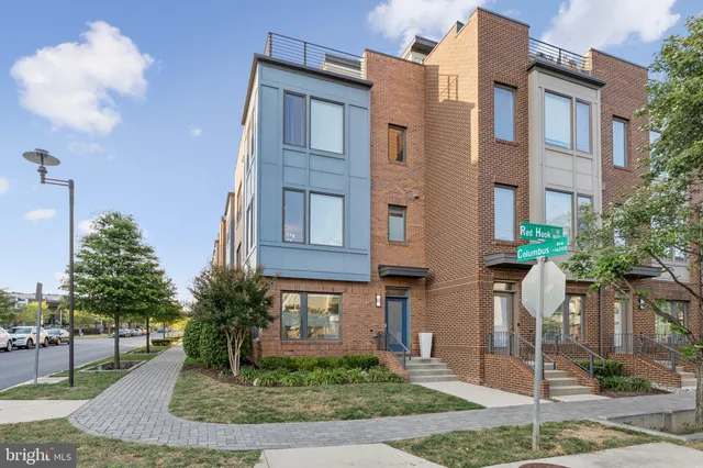 $979,000 | 8091 Red Hook Street, Rockville, MD 20855