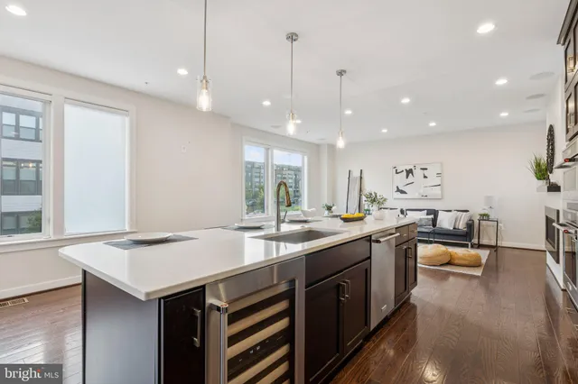 $979,000 | 8091 Red Hook Street, Rockville, MD 20855