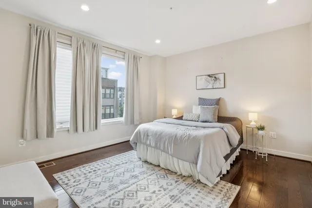 $979,000 | 8091 Red Hook Street, Rockville, MD 20855