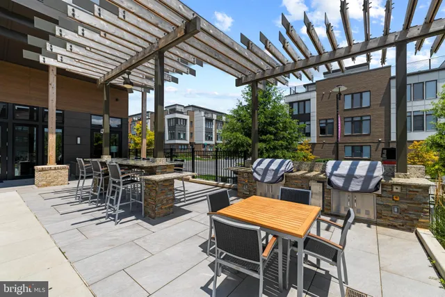 $979,000 | 8091 Red Hook Street, Rockville, MD 20855