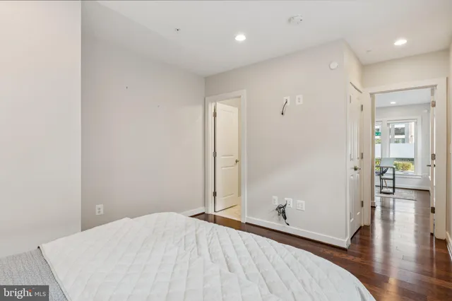 $979,000 | 8091 Red Hook Street, Rockville, MD 20855