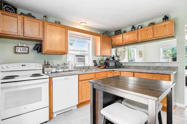 $159,999 | 134 Creekview Drive, Battle Creek, MI 49037