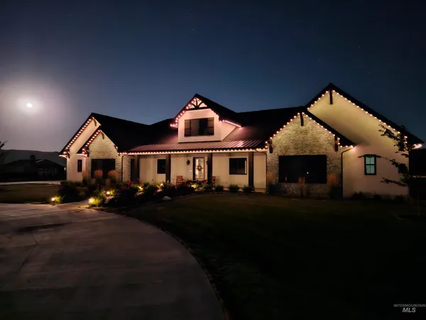 $2,500,000 | 3115-4 4 Bits Lane, Emmett, ID 83617
