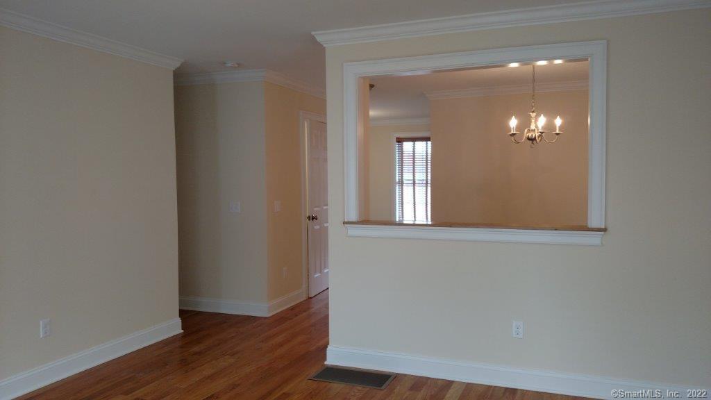 1 Hamilton Street, Unit 3 New London, CT 06320 - Photo 16 of 35
