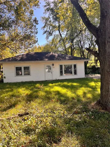 $1,100 | 1224 Northdale Avenue, St. Louis, MO 63138