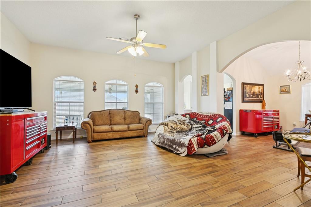 19 Lagi Street Laplace, LA 70068 - Photo 5 of 17