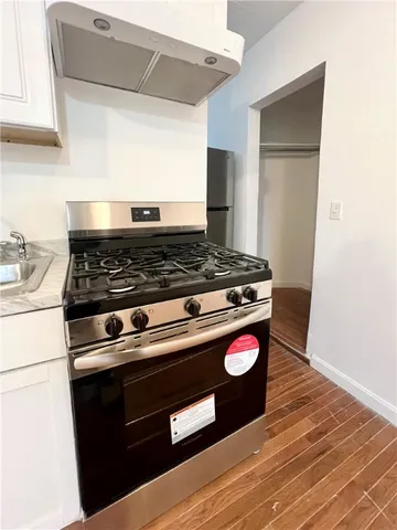 $1,900 | 58 Knight Street, Unit 2, Providence, RI 02909
