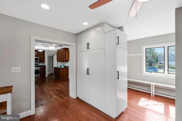 $889,000 | 8806 Cromwell Drive, Springfield, VA 22151