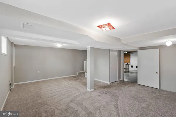 $889,000 | 8806 Cromwell Drive, Springfield, VA 22151