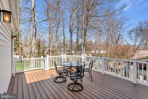 $889,000 | 8806 Cromwell Drive, Springfield, VA 22151