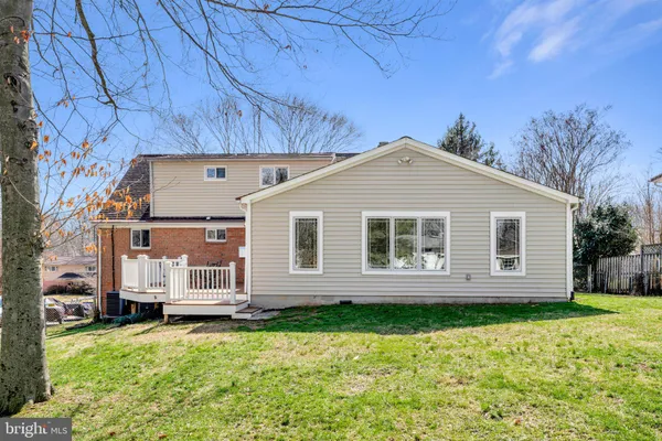 $889,000 | 8806 Cromwell Drive, Springfield, VA 22151