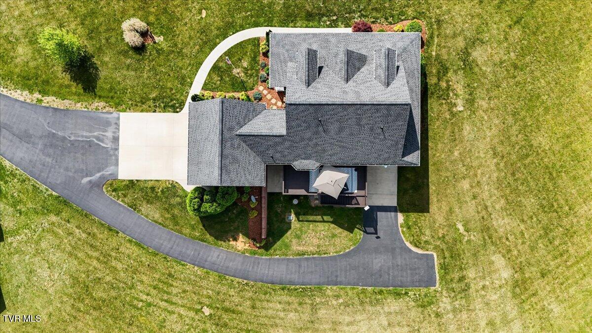 563 Mayberry Road Jonesborough, TN 37659 - Photo 87 of 95 85-DJI_20260505103224_0787_D