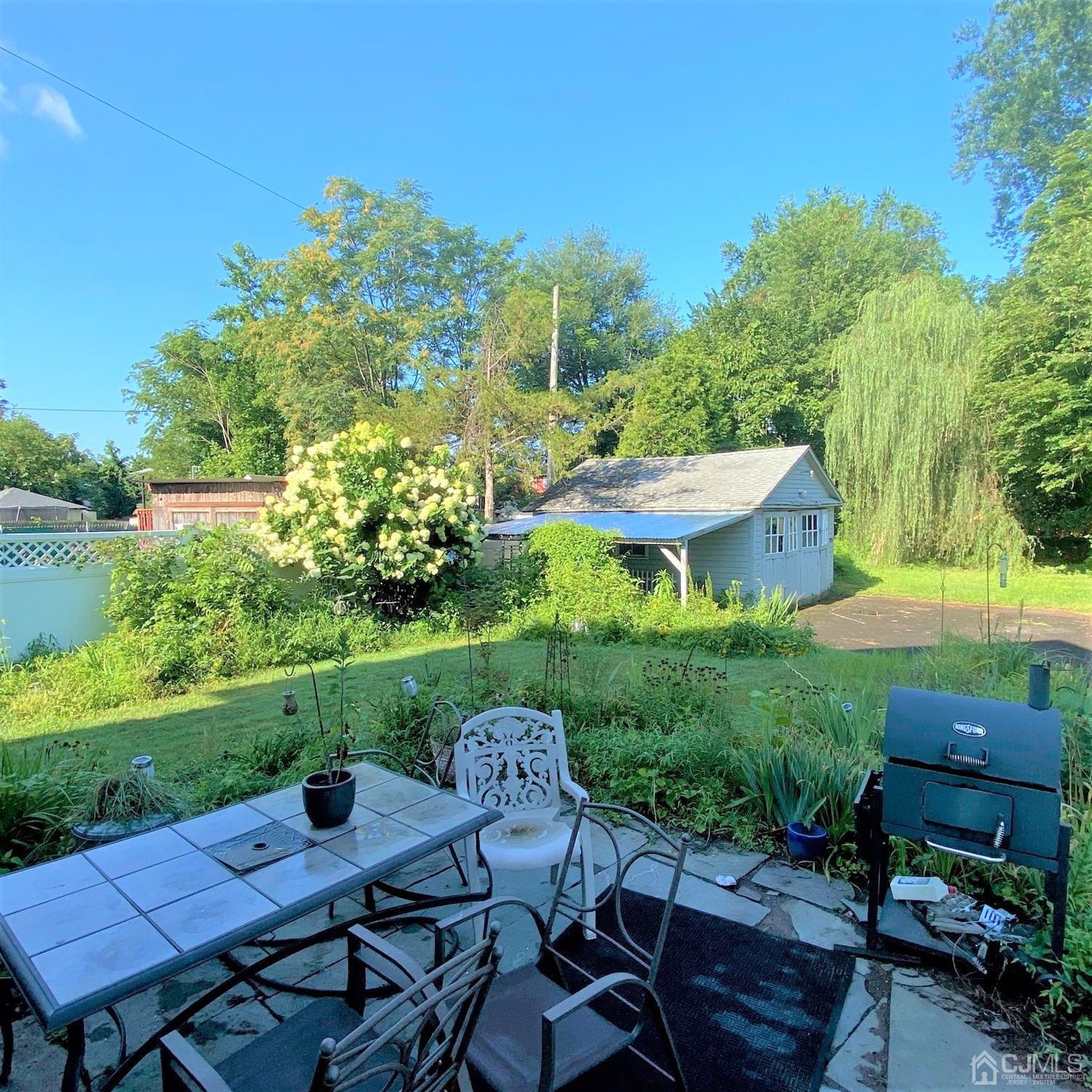 134 New Market Road Dunellen, NJ 08812 - Photo 7 of 25