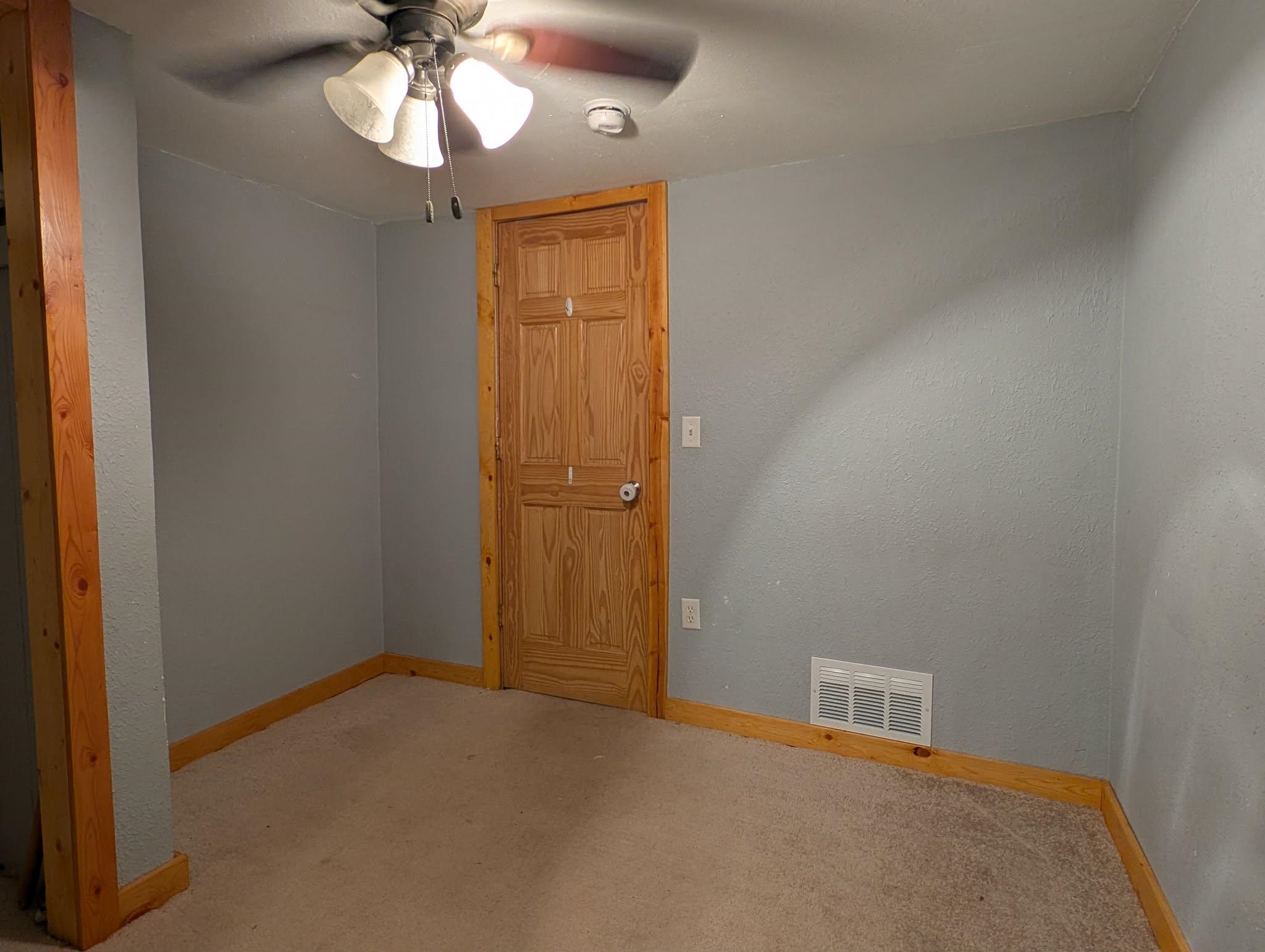 235 North Minnesota Street Muscoda, WI 53573 - Photo 13 of 35