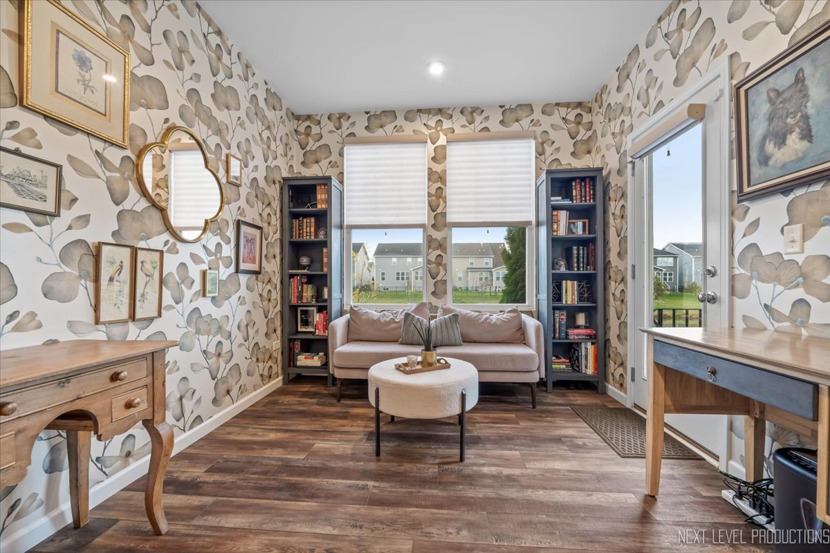 1255 Josiah Road Naperville, IL 60563 - Photo 12 of 39 a living room with furniture and a large window