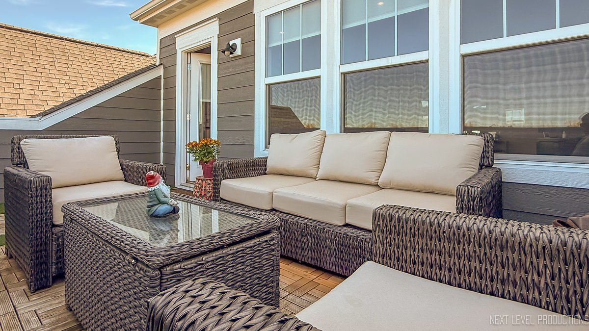 1255 Josiah Road Naperville, IL 60563 - Photo 31 of 39 a view of a patio on the deck