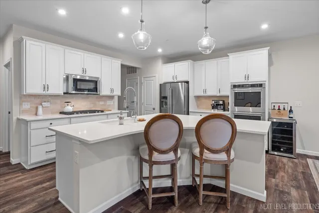 $649,900 | 1255 Josiah Road, Naperville, IL 60563