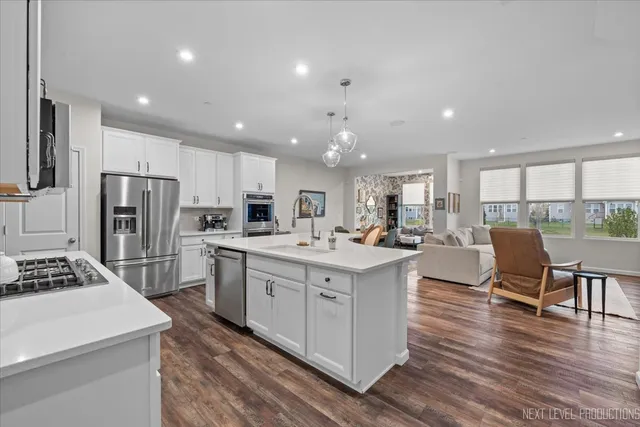 $649,900 | 1255 Josiah Road, Naperville, IL 60563