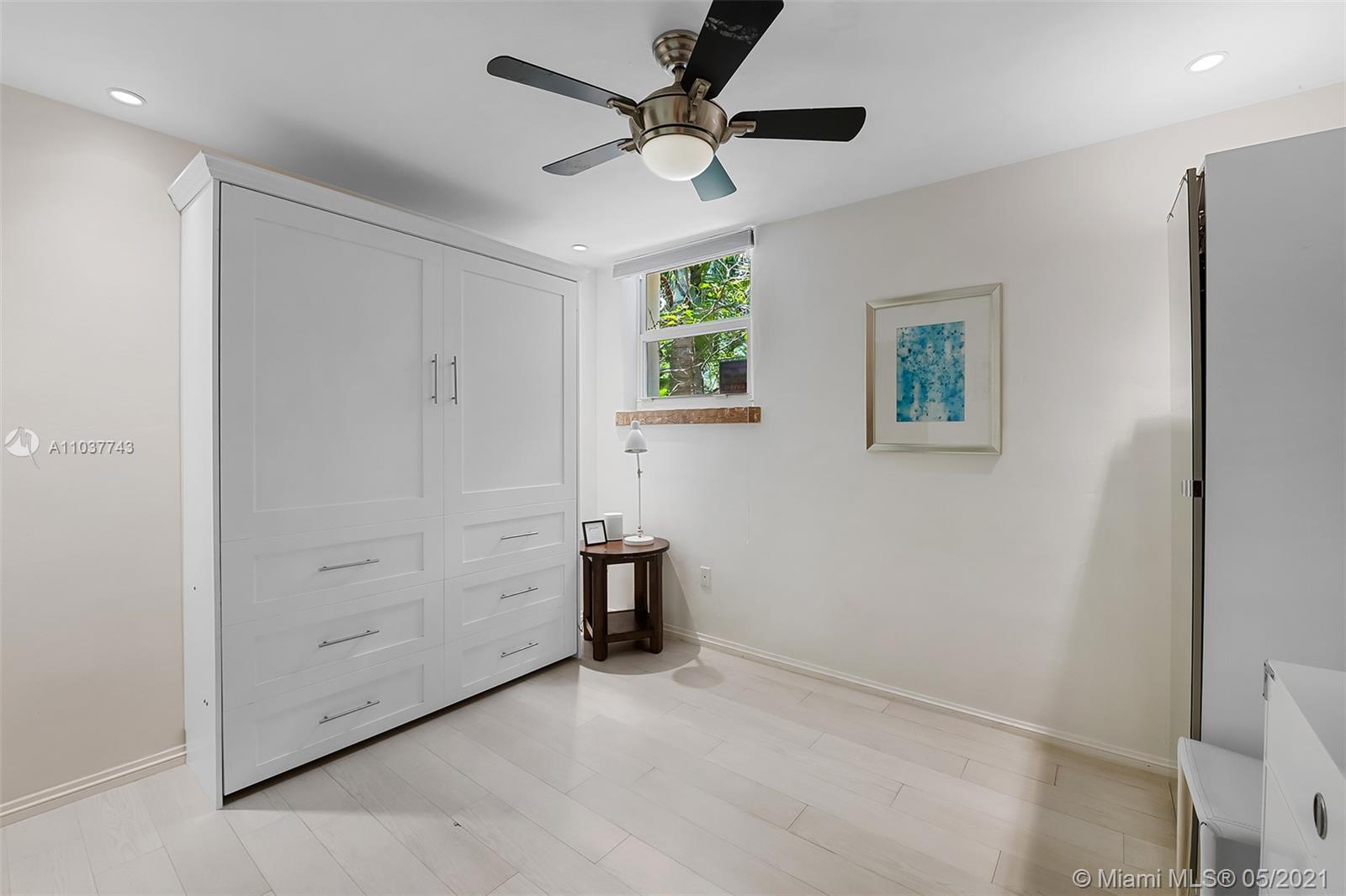 4715 North Bay Road Miami Beach, FL 33140 - Photo 21 of 48