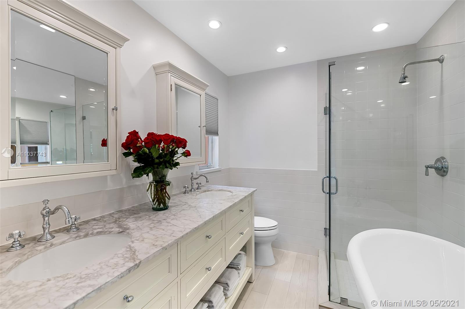 4715 North Bay Road Miami Beach, FL 33140 - Photo 29 of 48