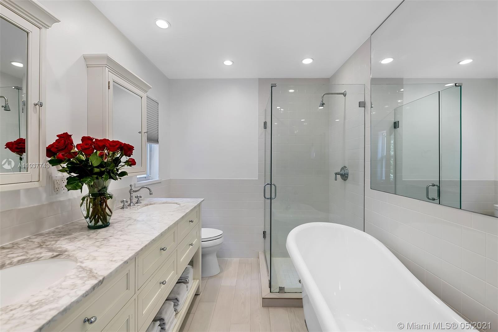 4715 North Bay Road Miami Beach, FL 33140 - Photo 30 of 48