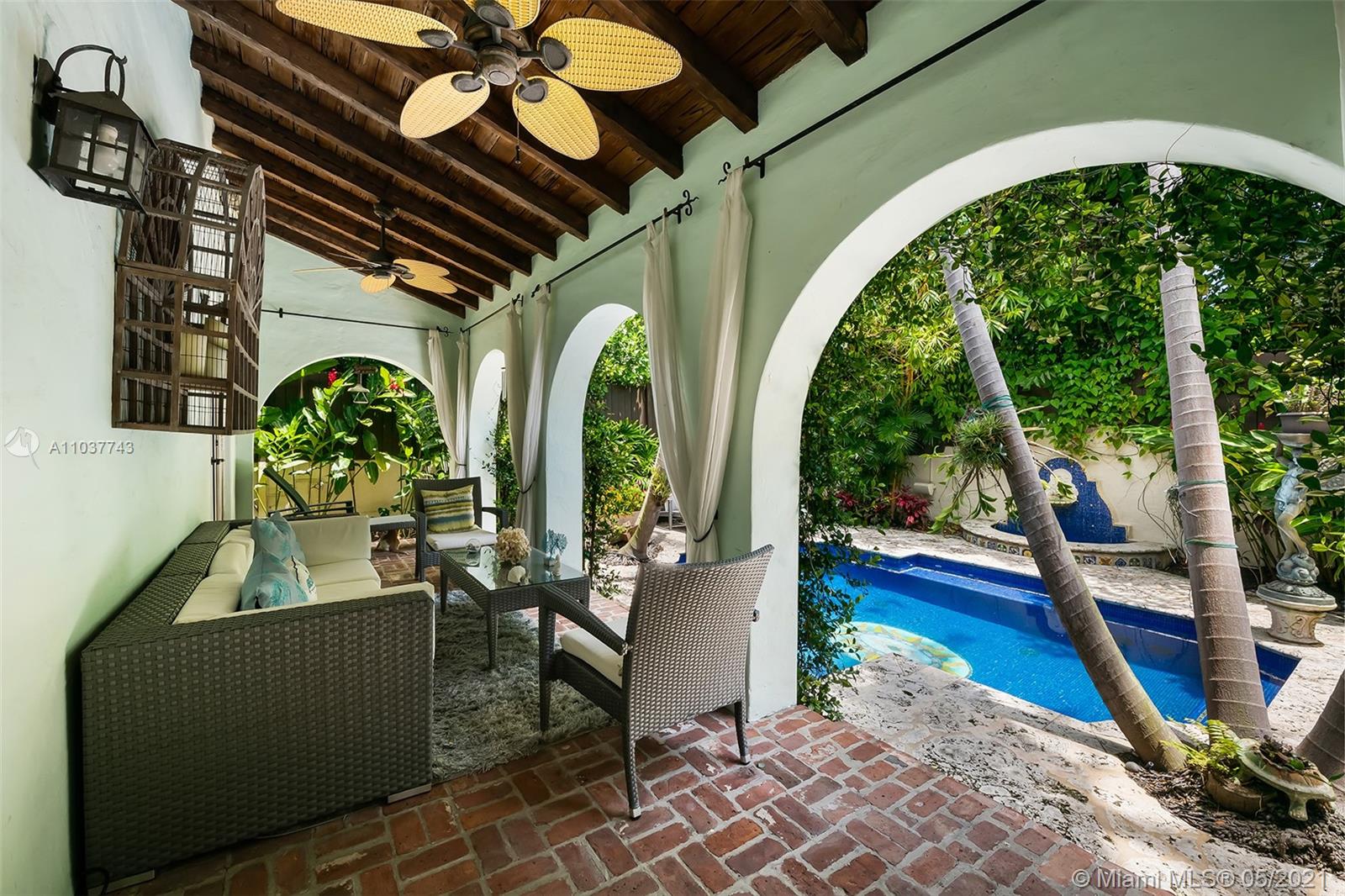 4715 North Bay Road Miami Beach, FL 33140 - Photo 32 of 48