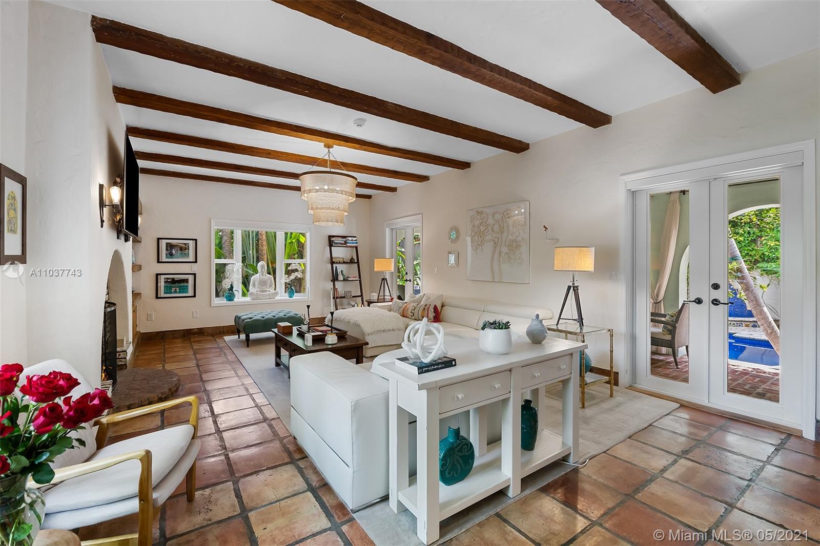 4715 North Bay Road Miami Beach, FL 33140 - Photo 9 of 48