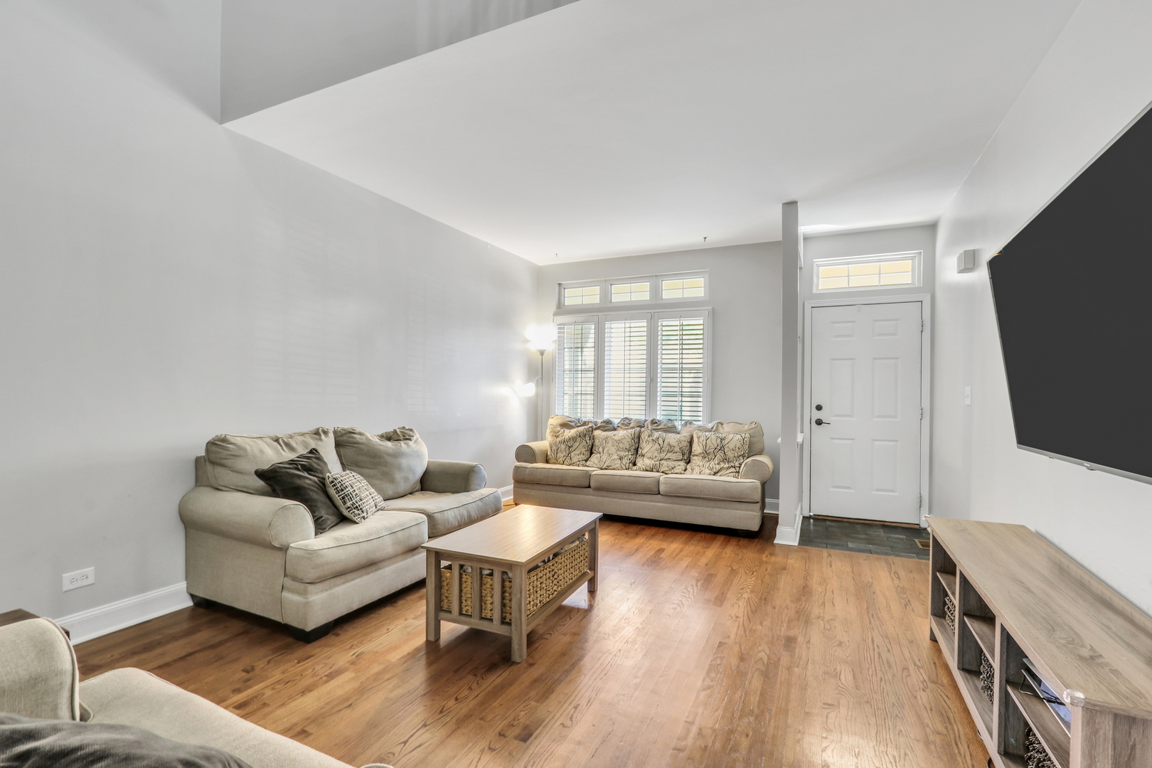 34231 Homestead Road Gurnee, IL 60031 - Photo 4 of 21