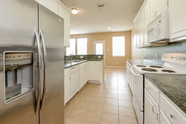 $1,795 | 3103 Atherton Canyon Lane, Houston, TX 77014