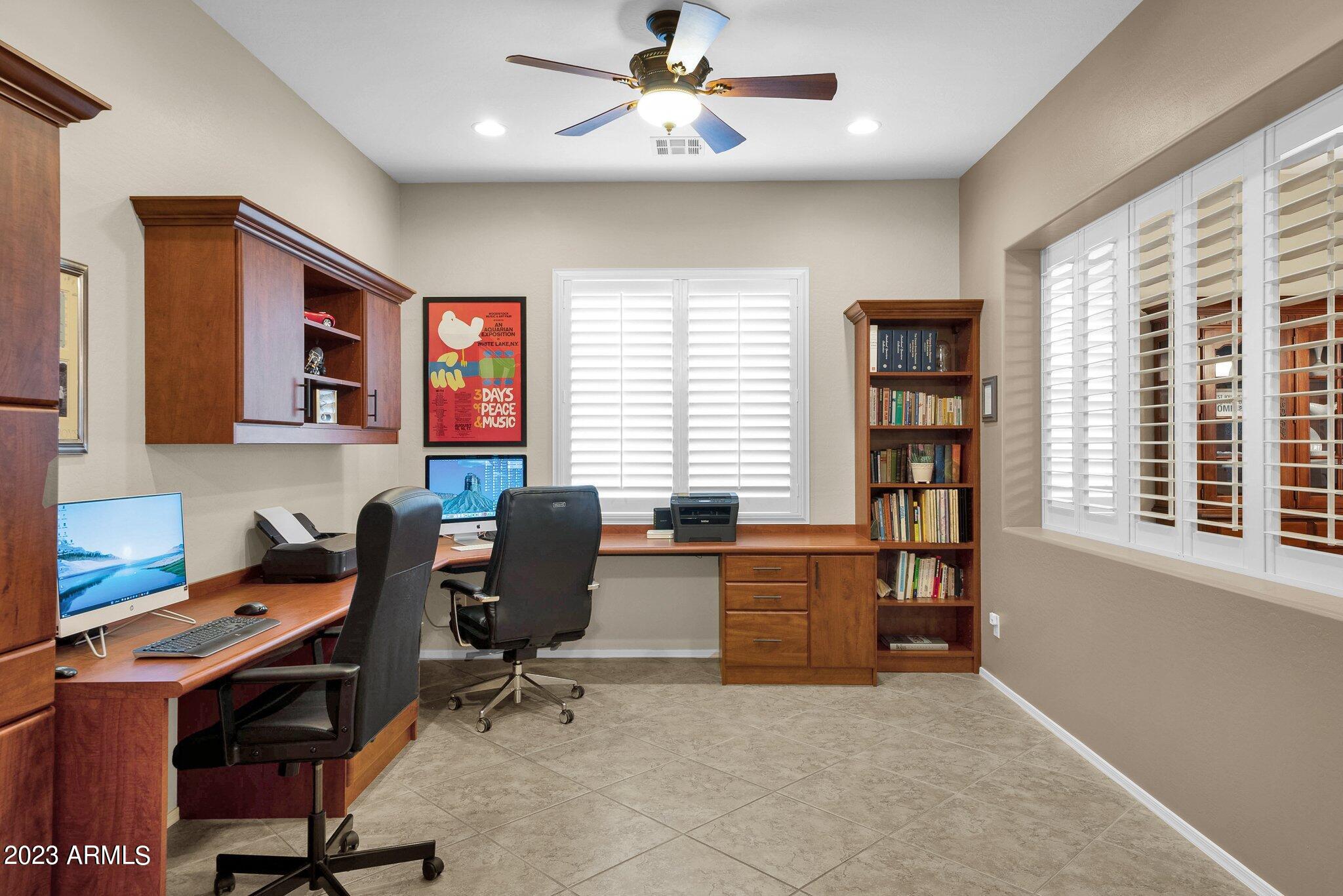 4713 East Rakestraw Lane Gilbert, AZ 85298 - Photo 13 of 36 17-web-or-mls-DSC06615