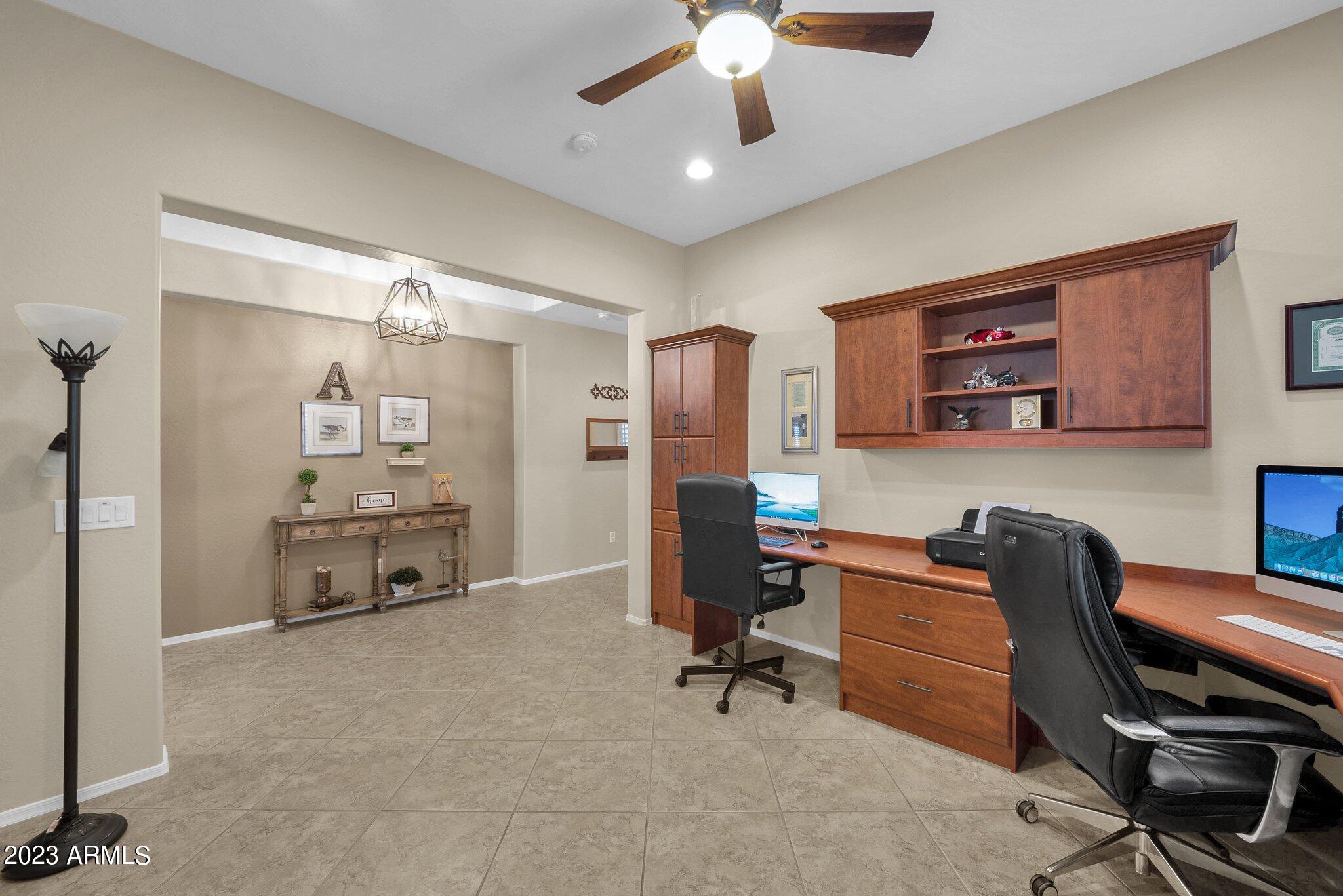 4713 East Rakestraw Lane Gilbert, AZ 85298 - Photo 14 of 36 18-web-or-mls-DSC06616