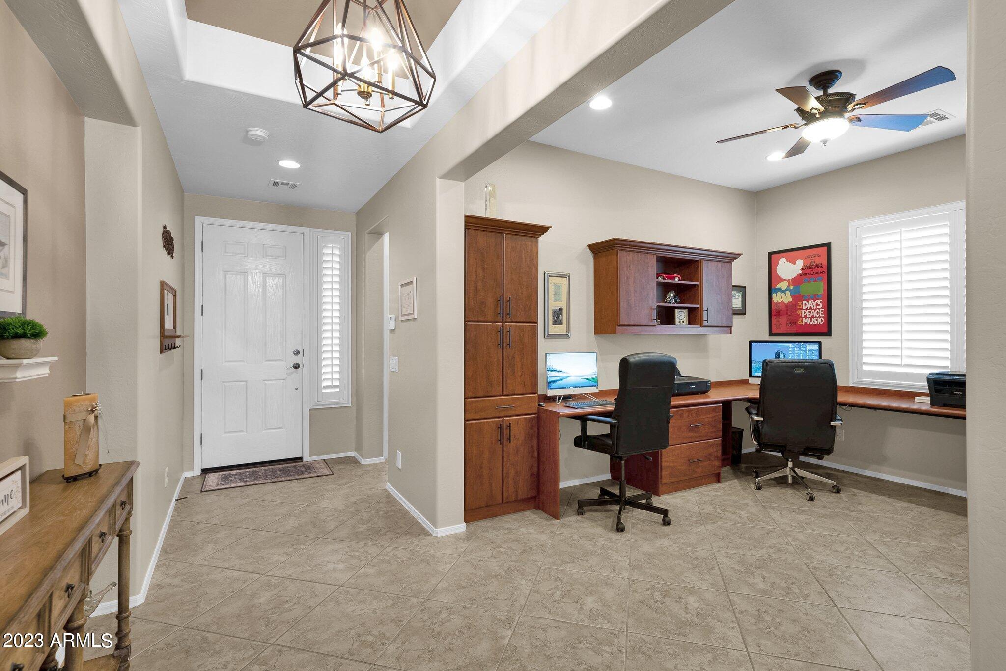 4713 East Rakestraw Lane Gilbert, AZ 85298 - Photo 15 of 36 16-web-or-mls-DSC06614