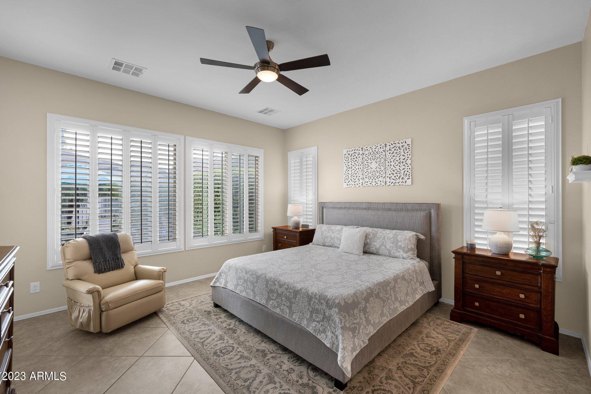 4713 East Rakestraw Lane Gilbert, AZ 85298 - Photo 17 of 36 30-web-or-mls-DSC06635