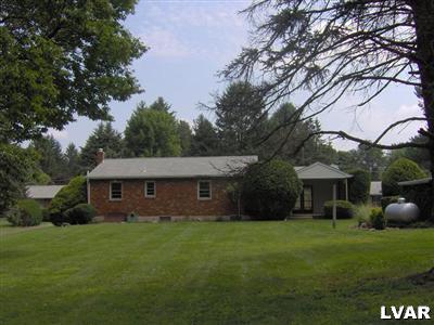 1648 Pleasant View Road Bethlehem, PA 18015 - Photo 11 of 12 Gallery Image 11