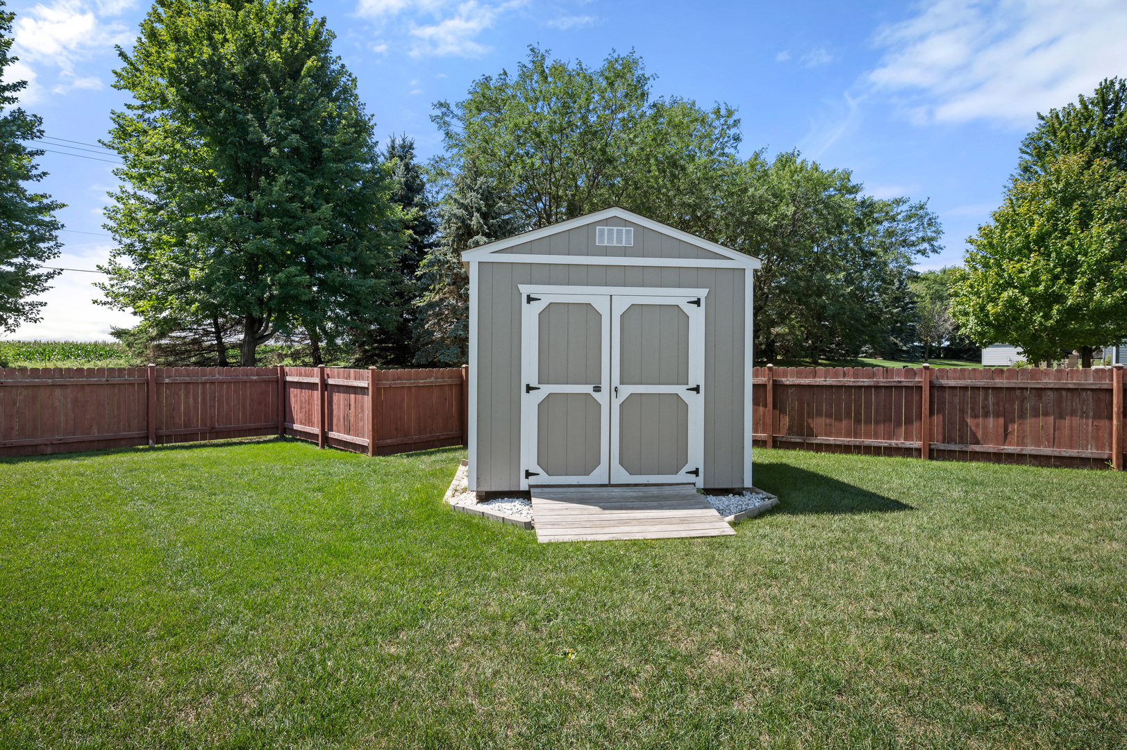 136 Reston Court Sycamore, IL 60178 - Photo 34 of 50 a front view of a house with a yard