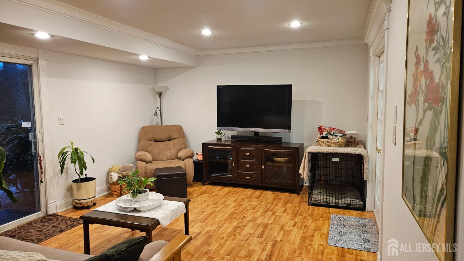 8 Churchill Road East Brunswick, NJ 08816 - Photo 14 of 28 Gallery Image 14