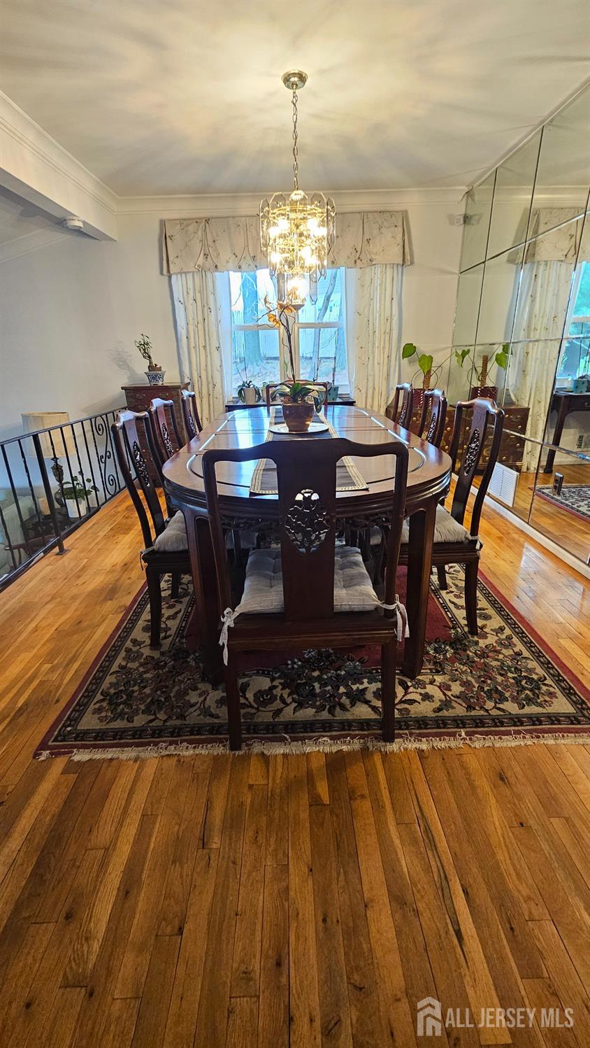8 Churchill Road East Brunswick, NJ 08816 - Photo 7 of 28 Gallery Image 7