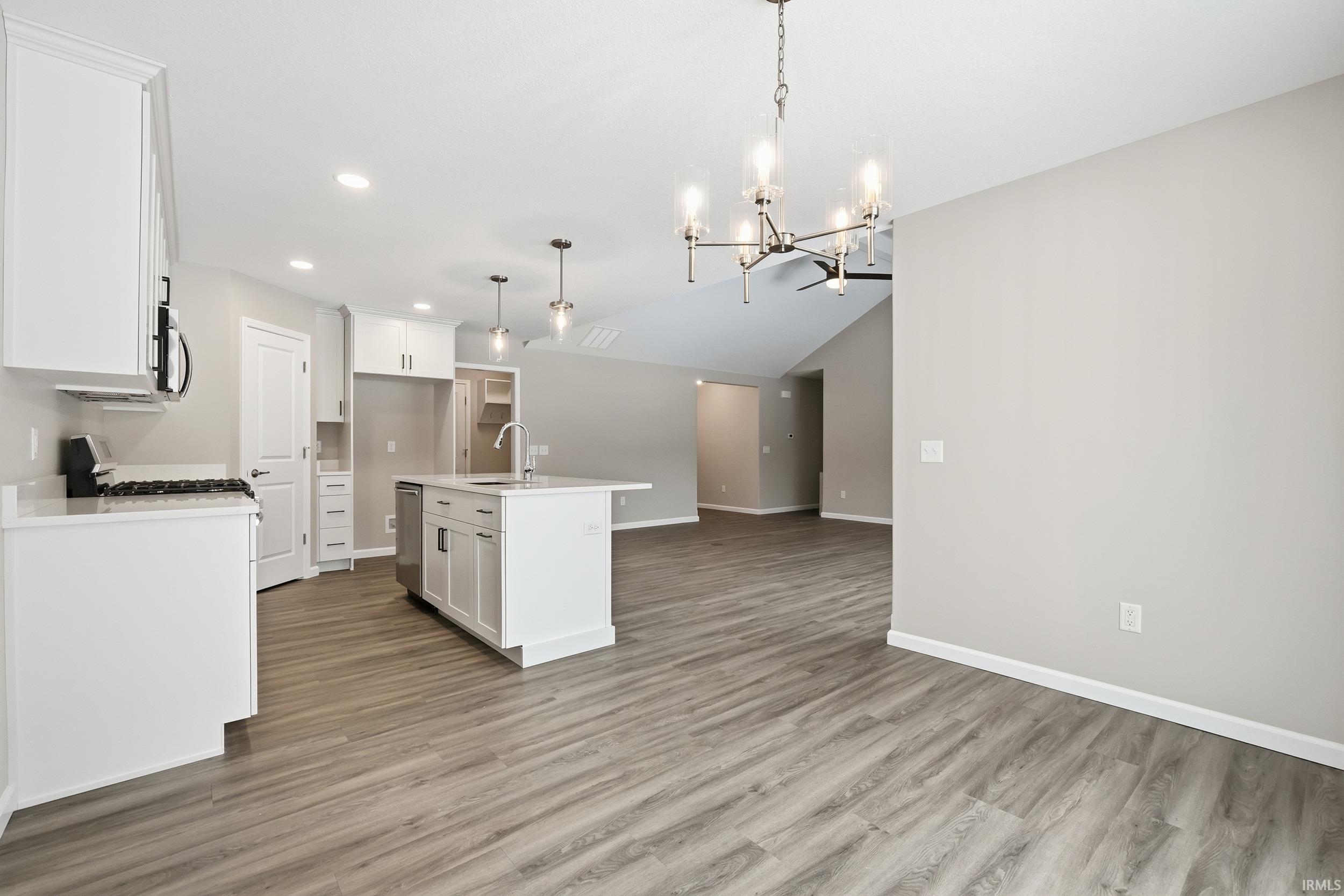 13853 Diavik Place Fort Wayne, IN 46845 - Photo 12 of 36