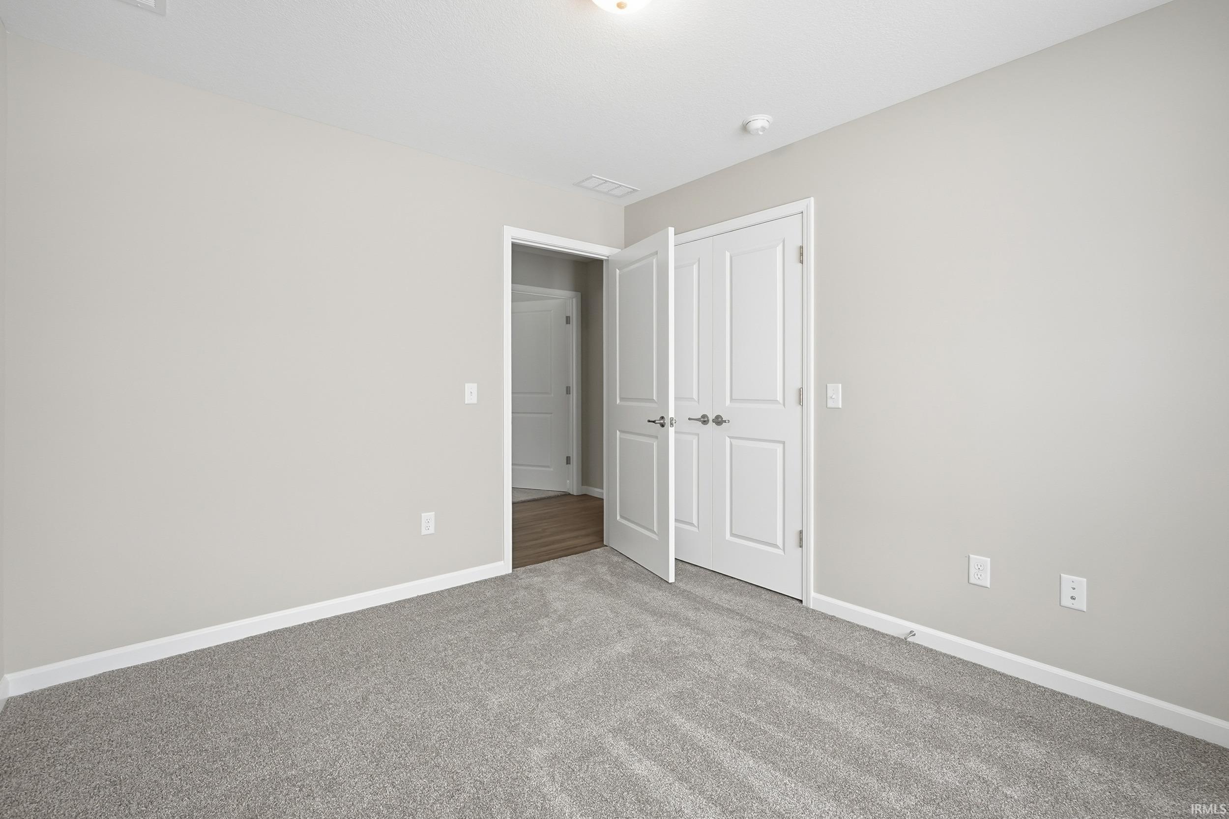 13853 Diavik Place Fort Wayne, IN 46845 - Photo 25 of 36