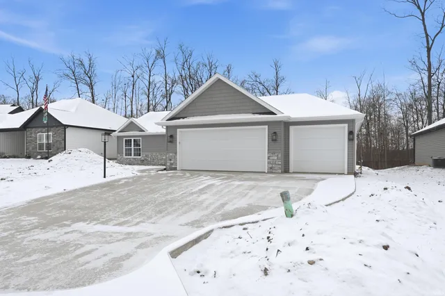 $329,900 | 13853 Diavik Place, Fort Wayne, IN 46845