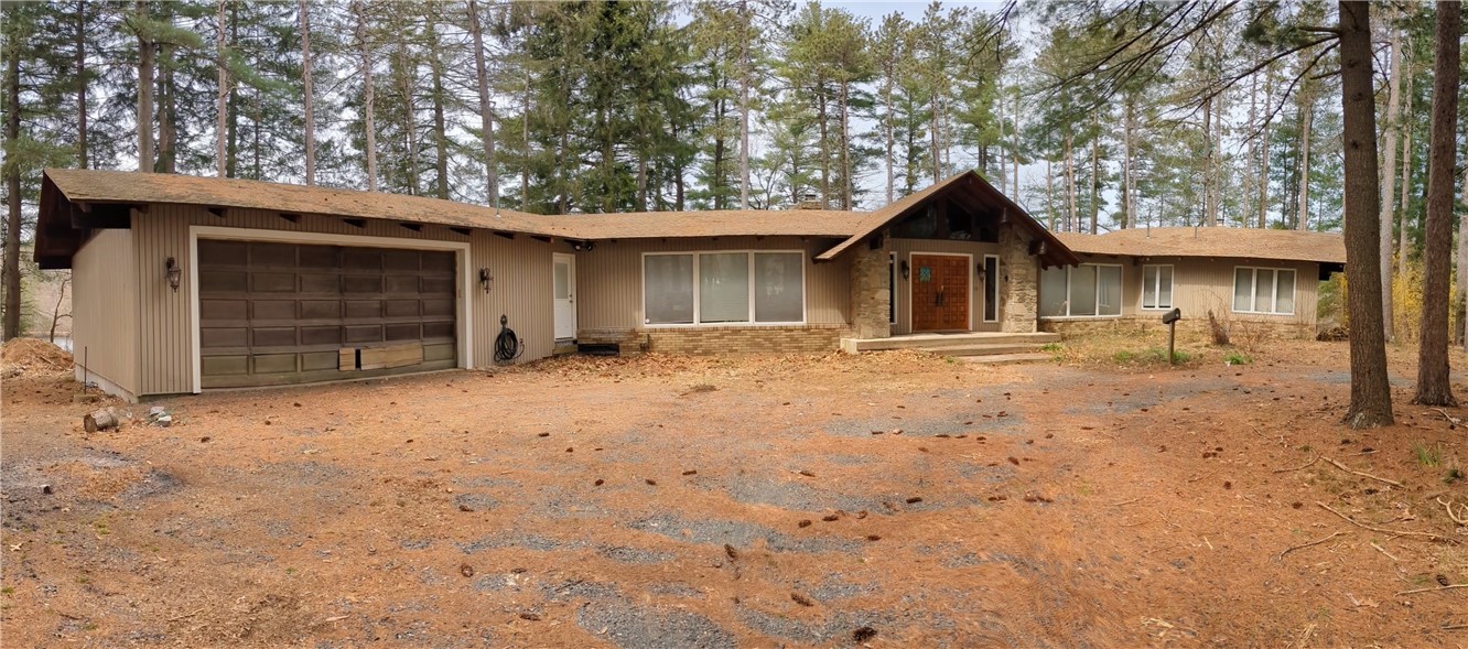 Panoramic front of house