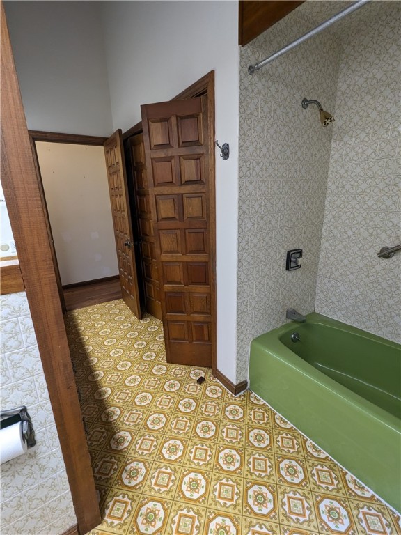 30 Wrentham Road Cumberland, RI 02864 - Photo 16 of 40 Full bath