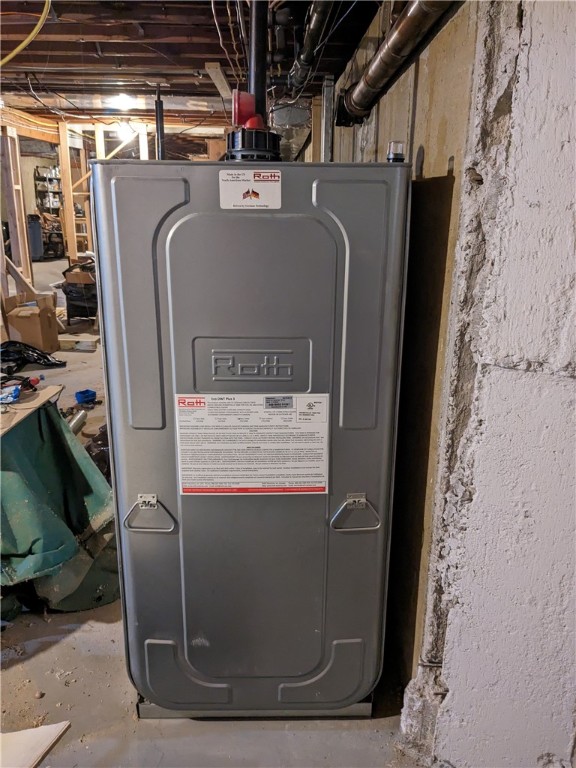 30 Wrentham Road Cumberland, RI 02864 - Photo 29 of 40 New Oil Tank