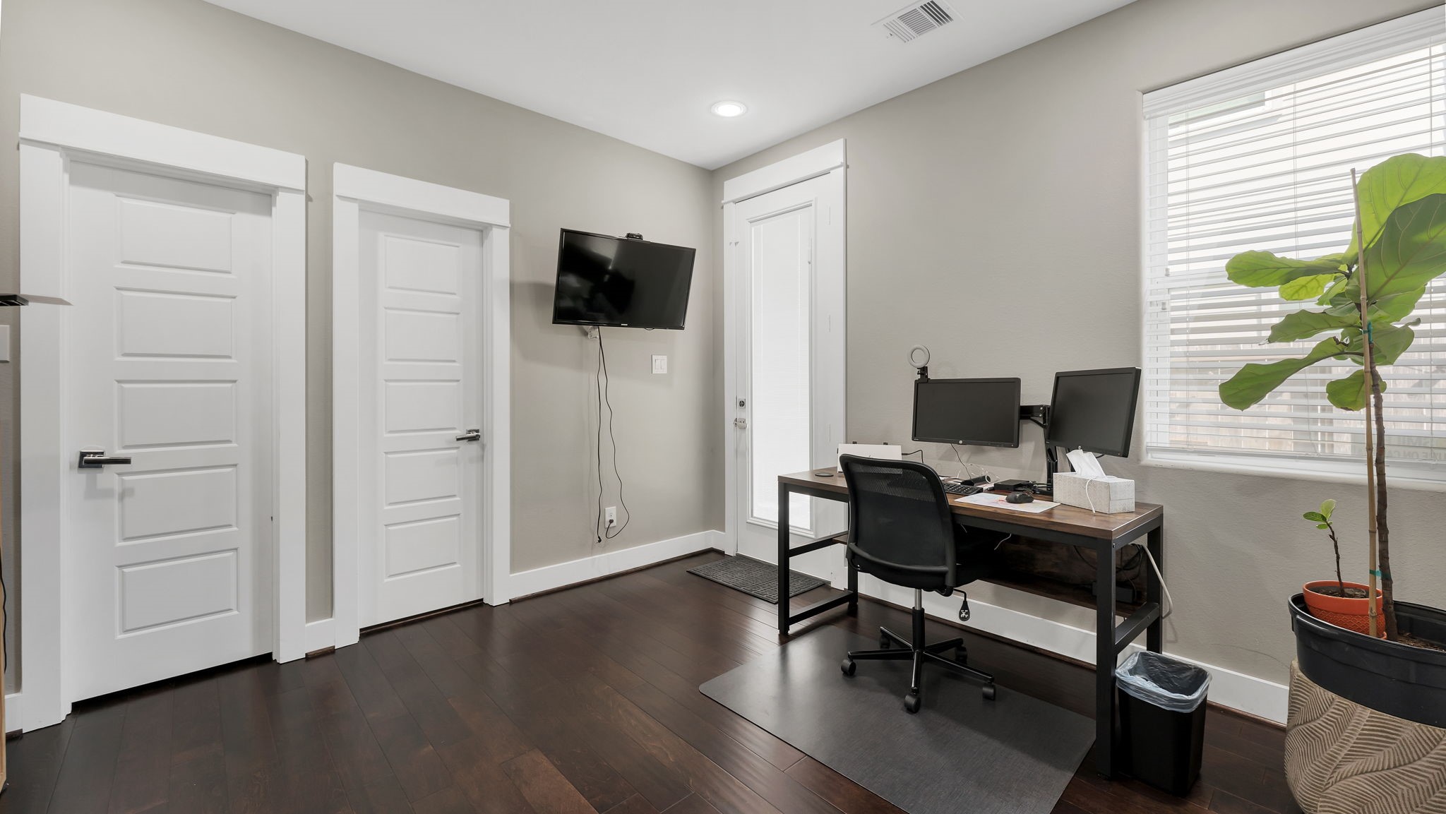 607 Bayou Street Houston, TX 77020 - Photo 13 of 26