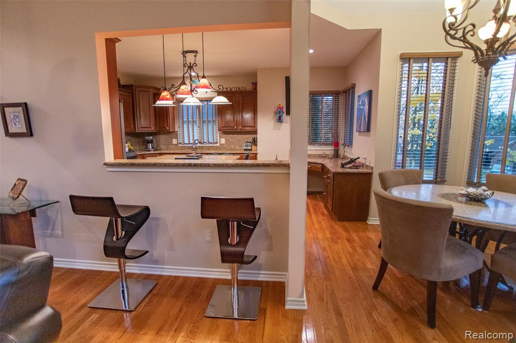 543 Bloomer Ridge Drive Rochester, MI 48307 - Photo 5 of 56