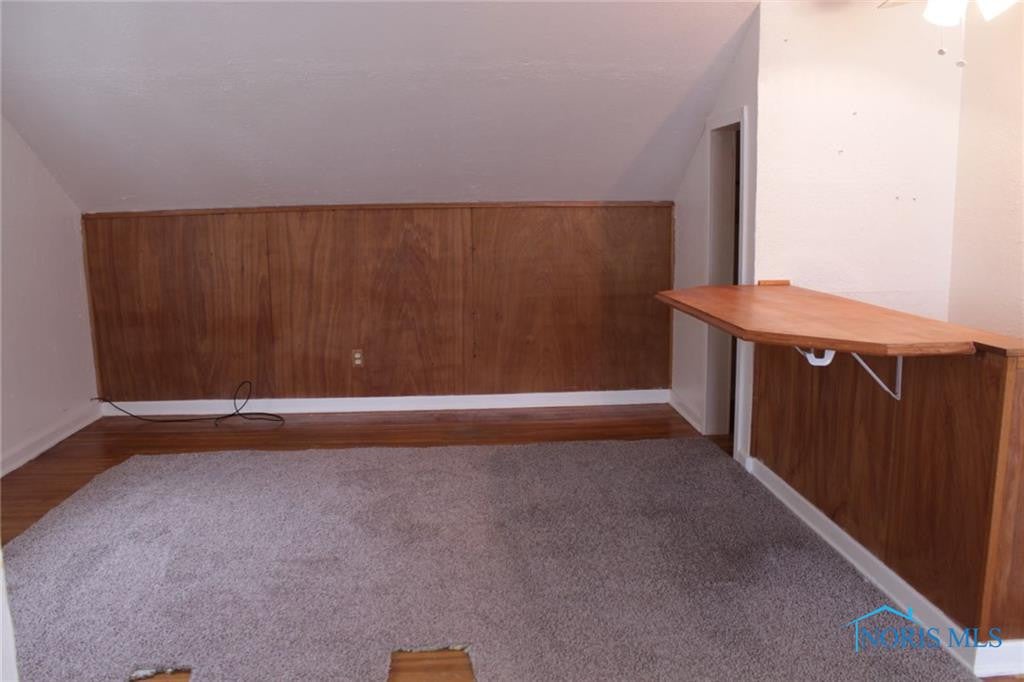 2106 Wyndhurst Road Toledo, OH 43607 - Photo 12 of 17 Gallery Image 12