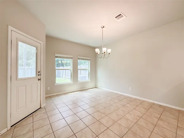 $1,899 | 105 Camelot Pl Court, Conroe, TX 77304