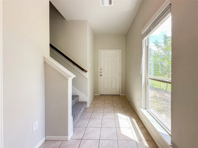 $1,899 | 105 Camelot Pl Court, Conroe, TX 77304