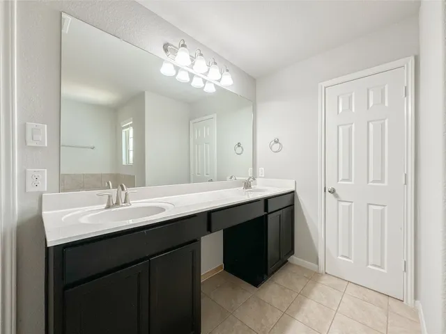 $1,899 | 105 Camelot Pl Court, Conroe, TX 77304